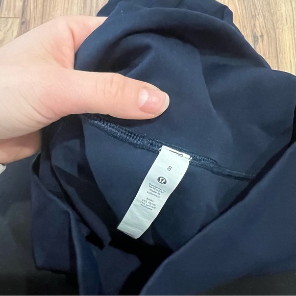 Lululemon Wunder Under Crop (Hi-Rise) *Full-On Luxtreme 21"
True Navy - Picture 9 of 9